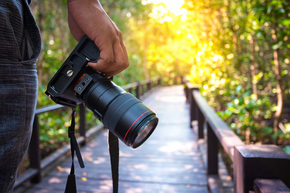 Vai viajar? Confira câmeras com até 50% de desconto para fotografar suas férias!